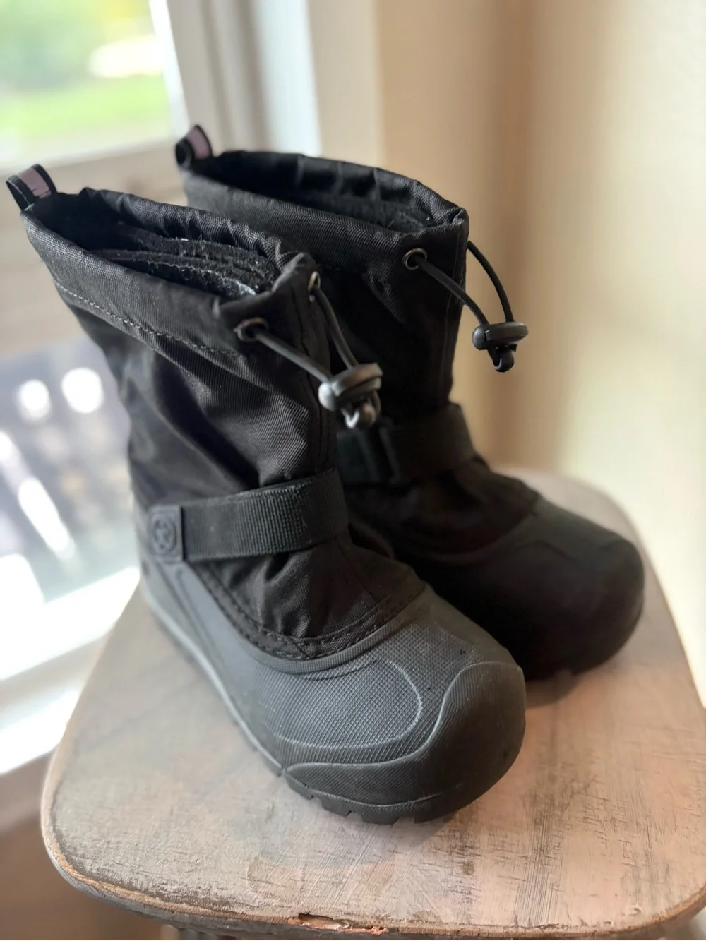 Youth Northside Water Proof Snow Boots size Youth 13